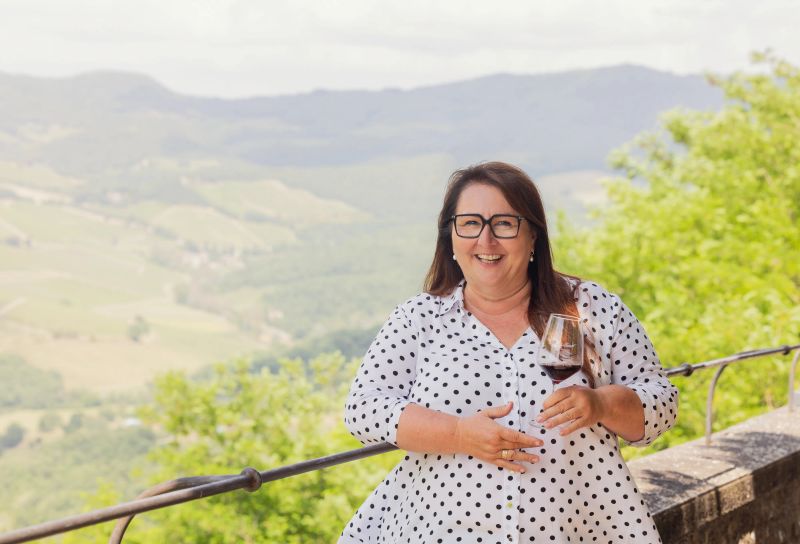 



Nina Tiefner   - Asta The Fine Art of Wine: A Grand Tour - Pandolfini per Friends of Florence - Pandolfini Casa d'Aste