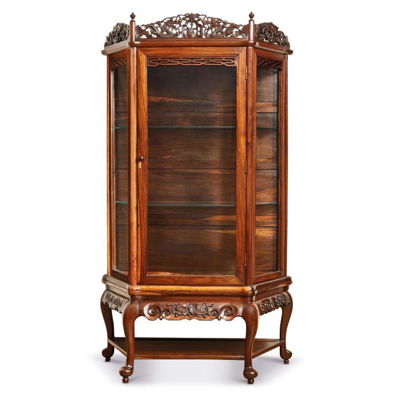 



DISPLAY CABINET IN WOOD, CHINA, 20TH CENTURY  - Auction Asian Art | 东方艺术 - Pandolfini Casa d'Aste