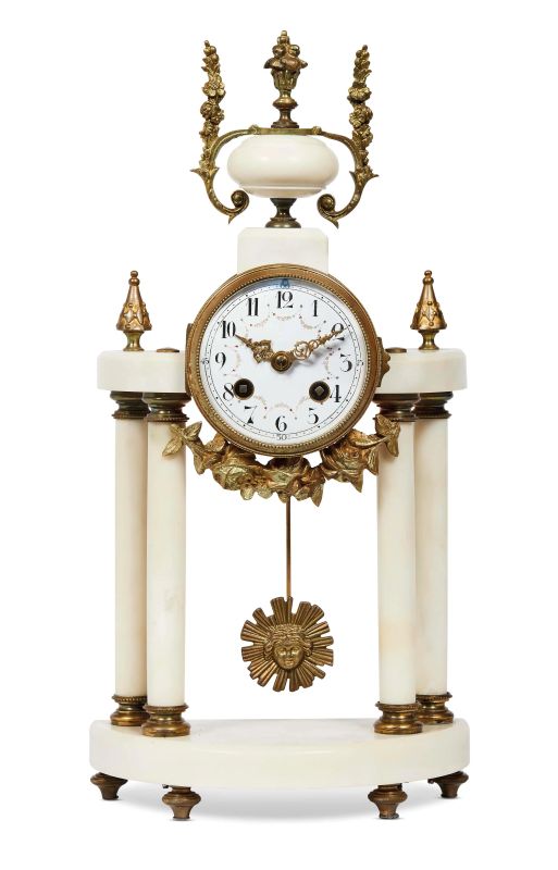      OROLOGIO A PORTICO, FRANCIA, SECOLO XIX   - Auction Online Auction | Furniture, Works of Art and Paintings from Veneta propriety - Pandolfini Casa d'Aste