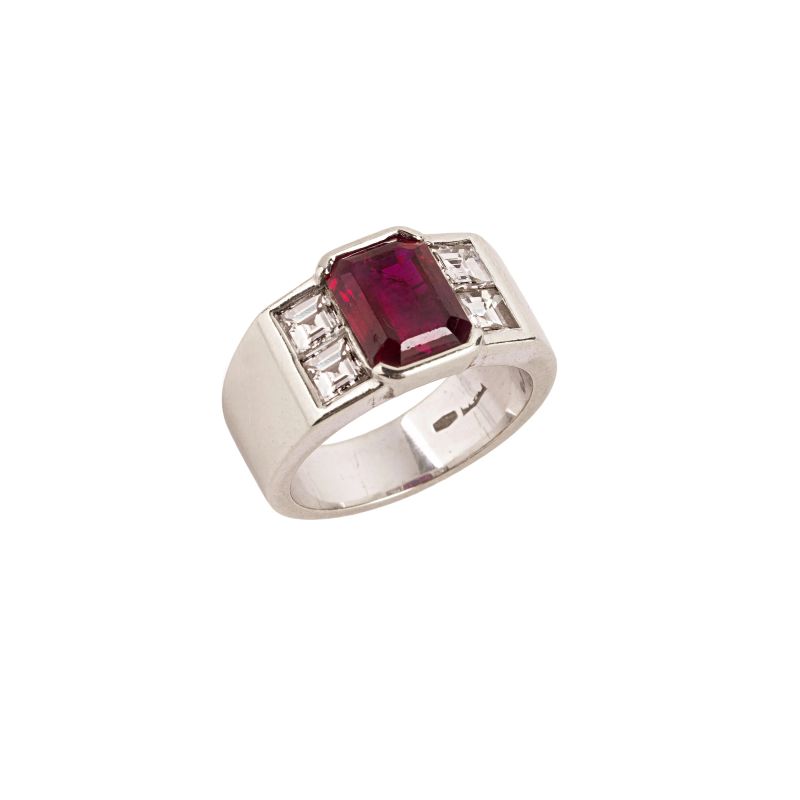 ANELLO A FASCIA CON RUBINO SINTETICO E DIAMANTI  - Asta ARCADE |  GIOIELLI - Pandolfini Casa d'Aste
