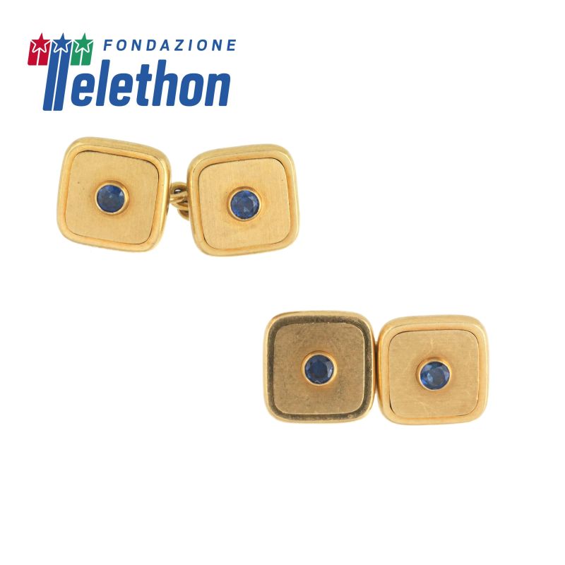 SAPPHIRE SQUARE CUFFLINKS IN 18KT YELLOW GOLD  - Auction ONLINE AUCTION | FINE JEWELS - Pandolfini Casa d'Aste