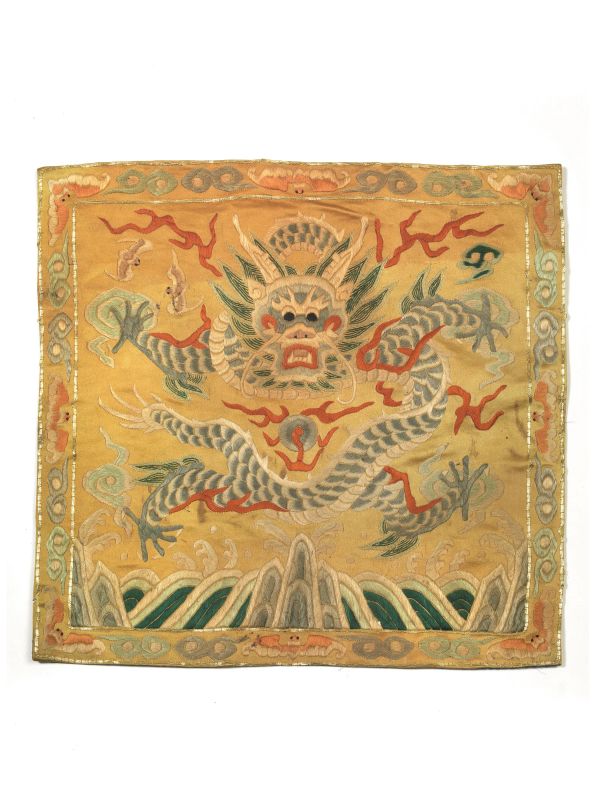 TESSUTO, CINA, TARDA DINASTIA QING  - Auction Asian Art - Pandolfini Casa d'Aste