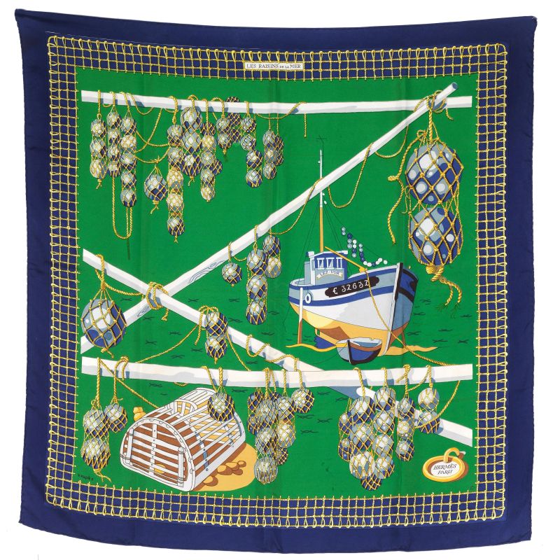 HERMES “  LES RAISINS DE LA MER  ” SILK SCARF  - Auction VINTAGE FASHION: HERMES, LOUIS VUITTON AND OTHER GREAT MAISON BAGS AND ACCESSORIES - Pandolfini Casa d'Aste