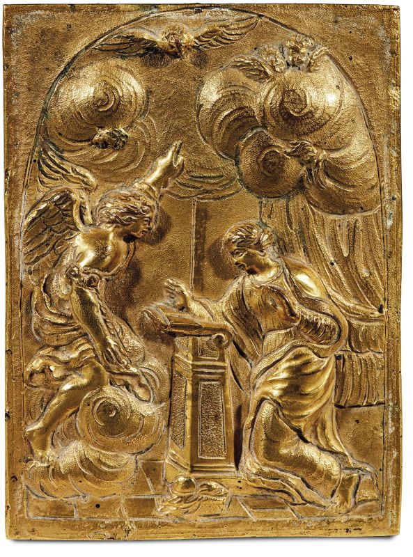 Roman, first half 18th century, the Annunciation, gilt bronze  - Auction PLAQUETS, MEDALS, BRONZETS - Pandolfini Casa d'Aste