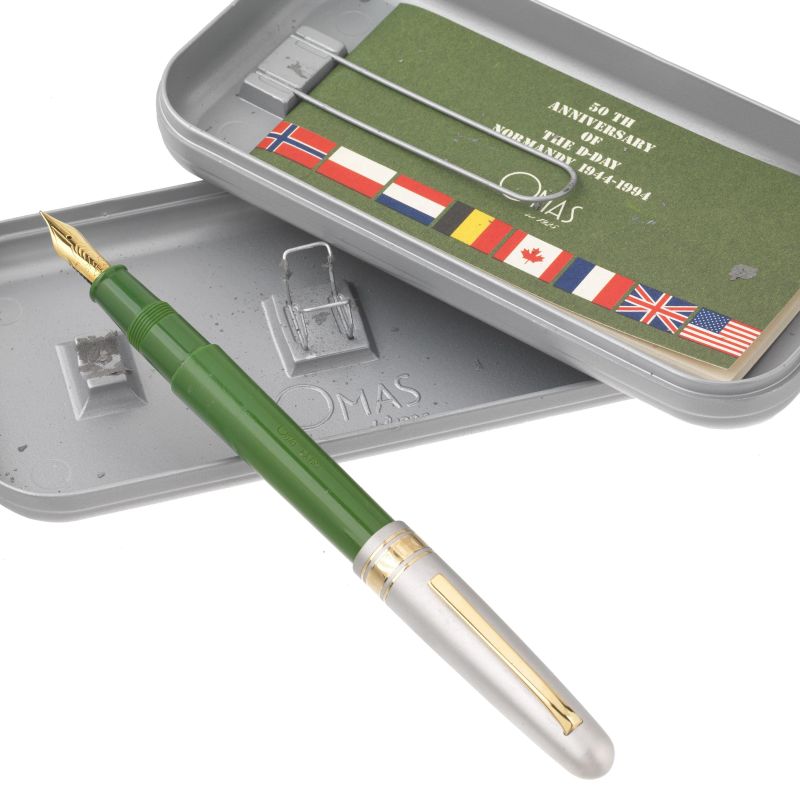 Omas : OMAS 50TH ANNIVERSARY OF THE D-DAY NORMANDY (1944-1994) LIMITED EDITION FOUNTAIN PEN N. 0523/5300, 1994  - Auction ONLINE AUCTION | WATCHES AND PENS - Pandolfini Casa d'Aste