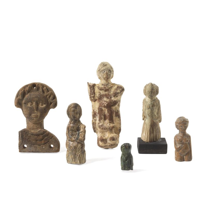 



GRUPPO DI STATUETTE FEMMINILI  - Asta ARCHEOLOGIA - Pandolfini Casa d'Aste