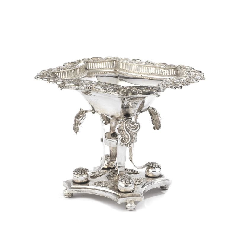 A LITTLE SILVER STAND, VIENNA, 1834  - Auction ITALIAN AND EUROPEAN SILVER - Pandolfini Casa d'Aste