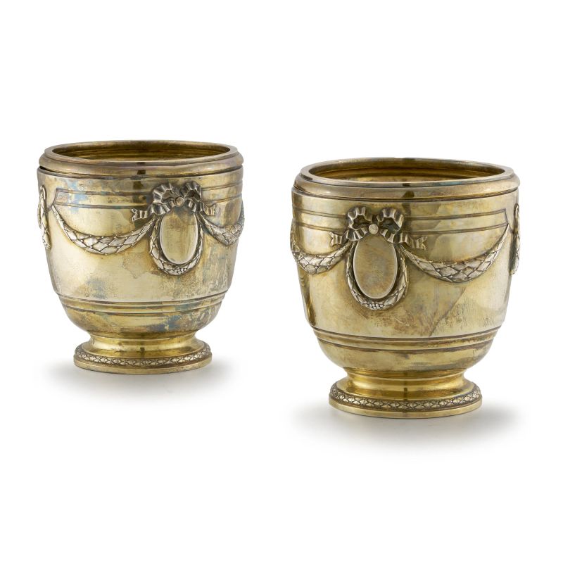 PAIR OF SILVER GILDED BOTTLE HOLDER, PARIS, BEGINNING OF 20TH CENTURY, MARKS OF TETARD FRERES  - Auction Italian and european silvers - Pandolfini Casa d'Aste