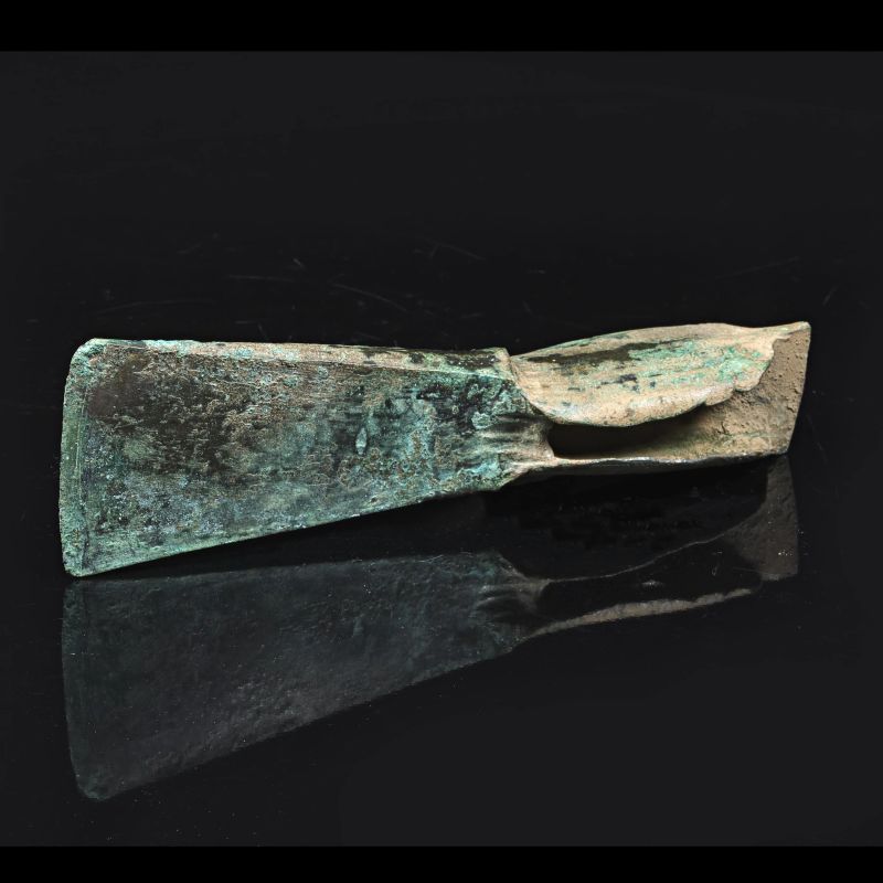 



ASCIA AD ALETTE  - Asta ARCHEOLOGIA - Pandolfini Casa d'Aste