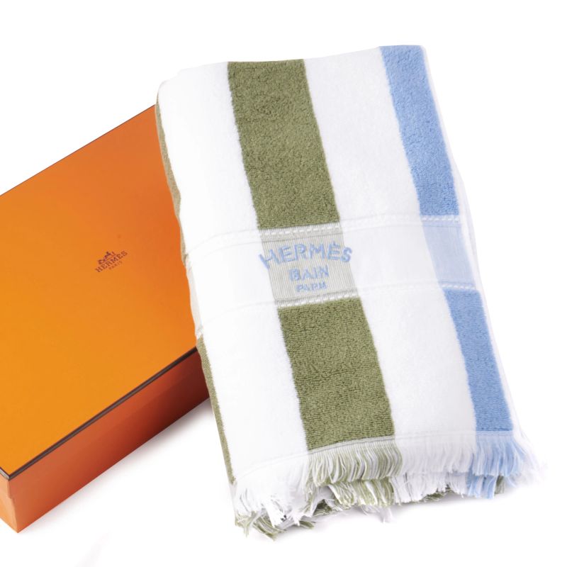 



HERMES TELO DA MARE  - Asta VINTAGE: BORSE E ACCESSORI DI HERMES, LOUIS VUITTON E ALTRE GRANDI MAISON - Pandolfini Casa d'Aste