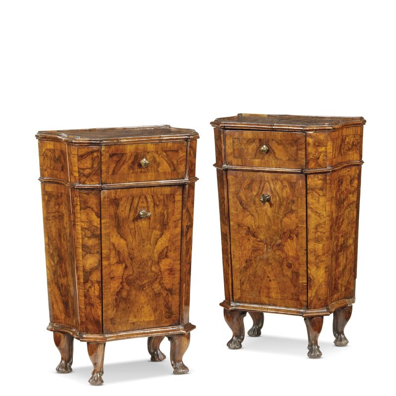 A PAIR OF VENETIAN BEDSIDE CABINETS, 18TH CENTURY  - Auction furniture and works of art - Pandolfini Casa d'Aste
