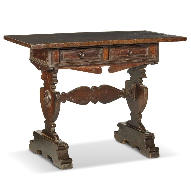 A SMALL TUSCAN TABLE, 17TH CENTURY  - Auction furniture and works of art - Pandolfini Casa d'Aste