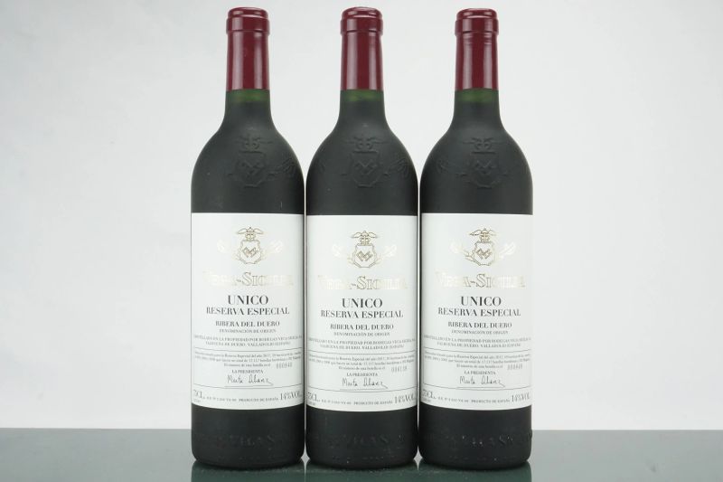 Unico Reserva Especial Vega Sicilia 2017  - Auction L'Essenziale - Fine and Rare Wine - Pandolfini Casa d'Aste