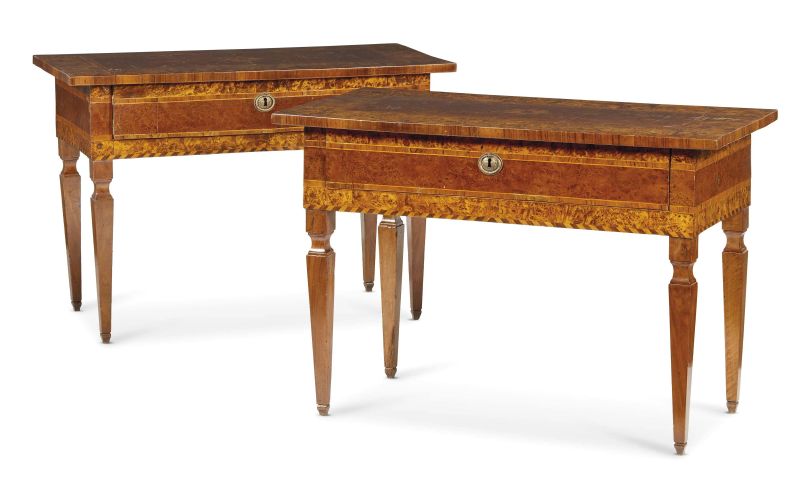      COPPIA DI CONSOLES DA MURO, EMILIA, SECOLO XVIII   - Auction italian  FURNITURE AND WORKS OF ART - Pandolfini Casa d'Aste