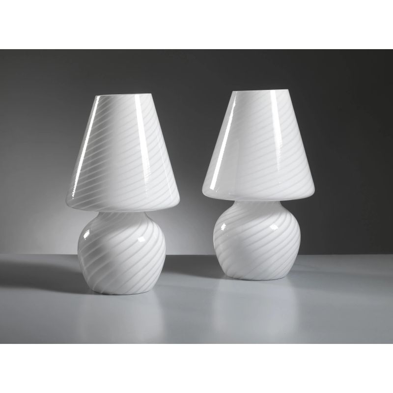 TWO TABLES LAMPS, WHITE GLASS  - Auction 20th CENTURY DESIGN - Pandolfini Casa d'Aste