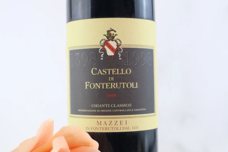 



Chianti Classico Castello di Fonterutoli 1995  - Asta Smartwine 2.0 | Fleurs de Vigne - Pandolfini Casa d'Aste