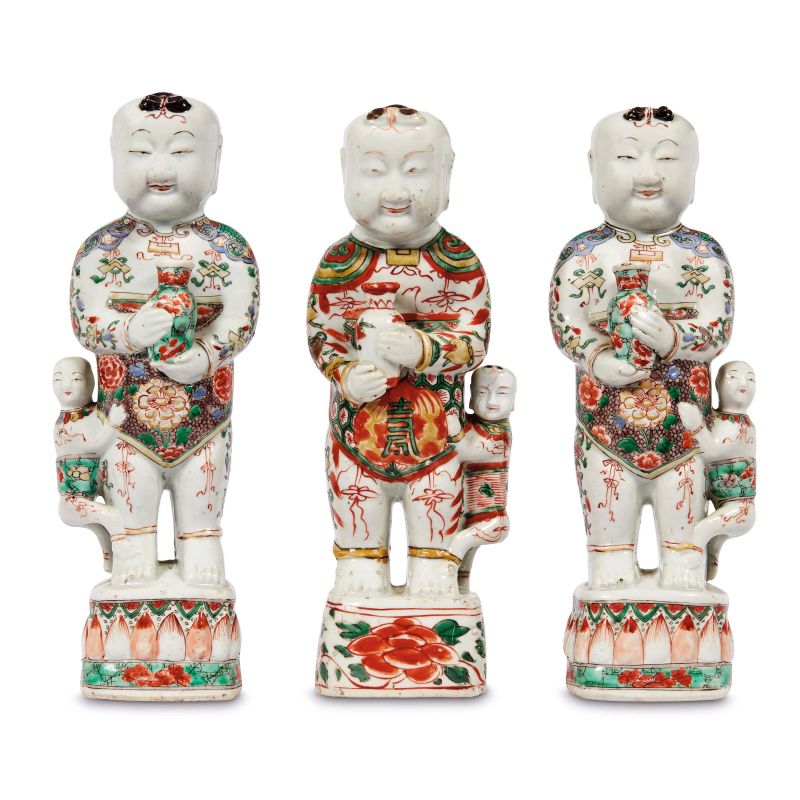



GROUP OF THREE OBOI, CHINA, QING DYNASTY, 18TH CENTURY  - Auction Asian Art | 东方艺术 - Pandolfini Casa d'Aste