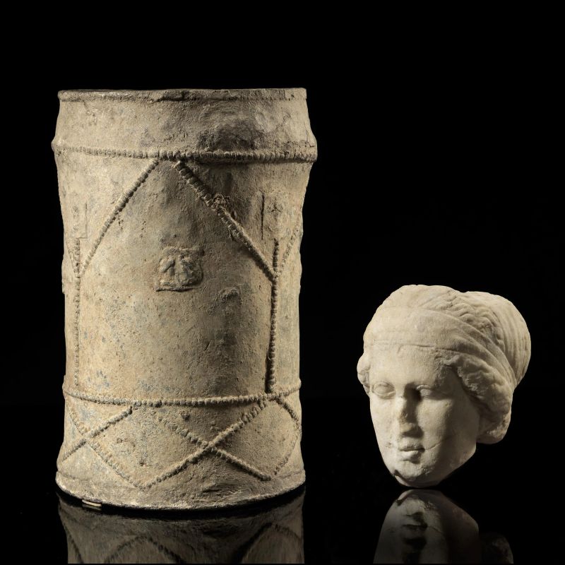 



CISTA E TESTINA FEMMINILE  - Auction ANTIQUITIES - Pandolfini Casa d'Aste