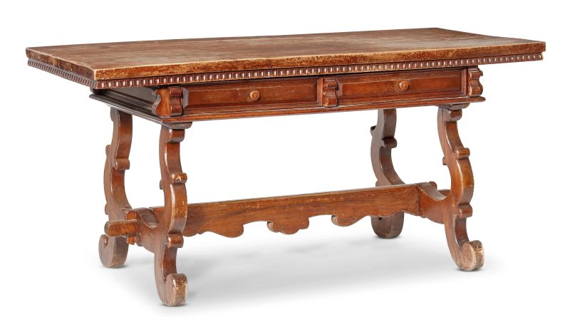      SCRITTOIO IN STILE TOSCANO DEL SEICENTO   - Auction Online Auction | Furniture and Works of Art from Veneta proprietY - PART TWO - Pandolfini Casa d'Aste