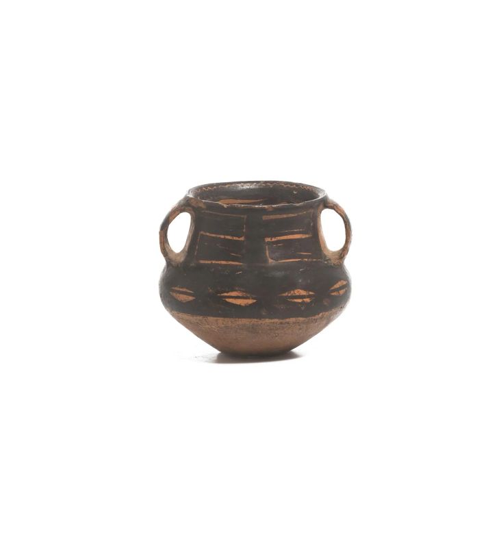 VASO IN TERRACOTTA, CINA NEOLITICO  - Auction TIMED AUCTION | PAINTINGS, FURNITURE AND WORKS OF ART - Pandolfini Casa d'Aste
