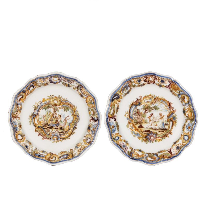 A PAIR OF MOUSTRIER DISHES, FRANCE, 18TH CENTURY  - Auction ONLINE AUCTION | CERAMICA. MAIOLICHE E PORCELLANE DAL XVI AL XIX SECOLO - Pandolfini Casa d'Aste