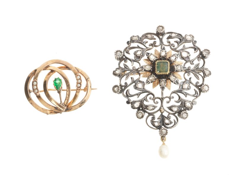 PAIO DI SPILLE IN ORO A BASSO TITOLO E ARGENTO  - Auction Jewels, watches, pens and silver - Pandolfini Casa d'Aste