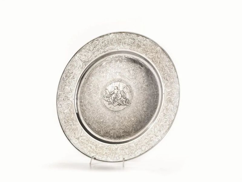 GRANDE PIATTO, SECOLO XX  - Auction European Silver and Coins - Pandolfini Casa d'Aste