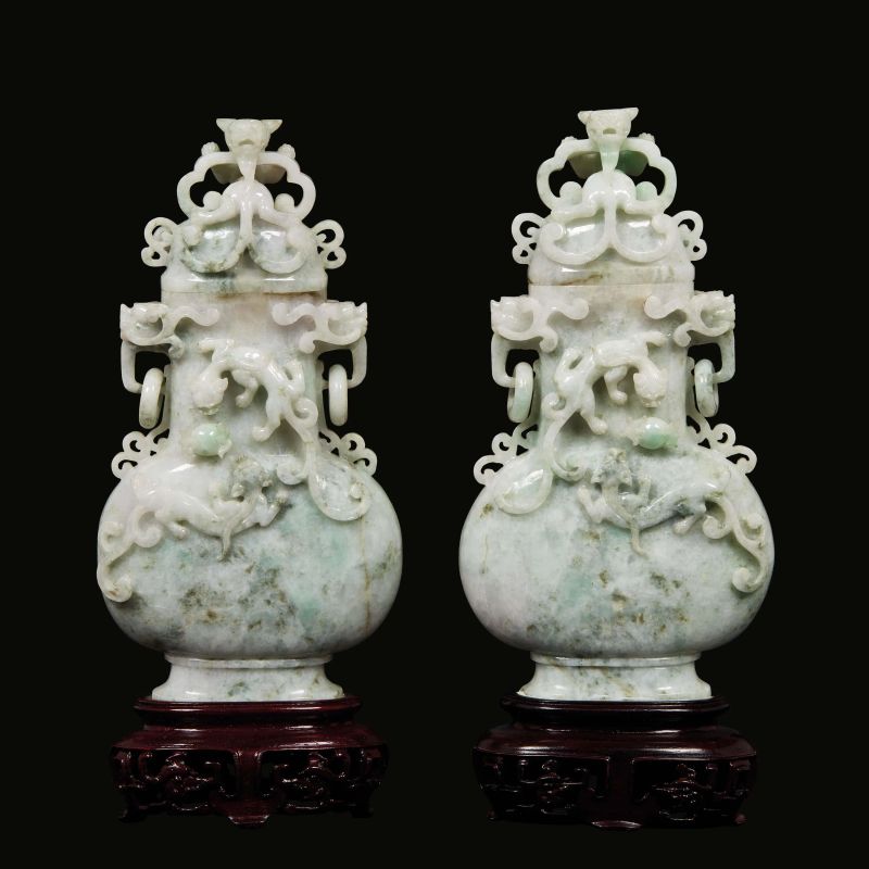 



A PAIR OF JADEITE VASES AND COVERS, CHINA, REPUBLIC PERIOD, 20TH CENTURY  - Auction Asian Art | 东方艺术 - Pandolfini Casa d'Aste