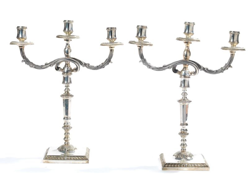      COPPIA DI CANDELABRI, SECOLO XX                                               - Auction Online Auction | Silver - Pandolfini Casa d'Aste