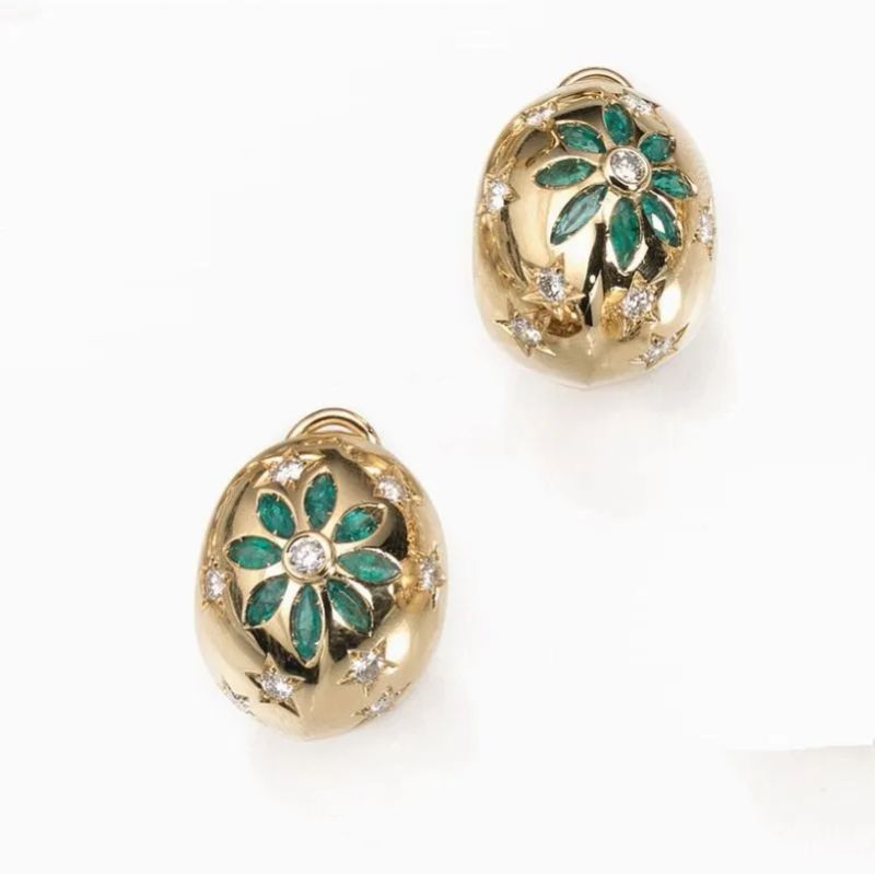 Paio di orecchini, Trabucco, in oro giallo, smeraldi e diamanti  - Auction Important Jewels and Watches - I - Pandolfini Casa d'Aste