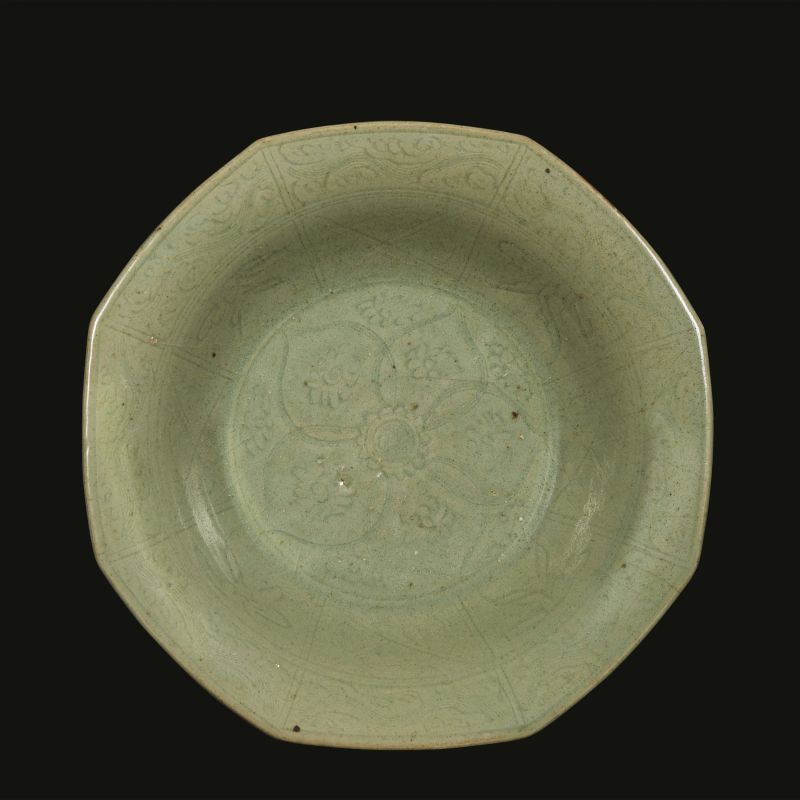 A PLATE, CHINA, MING DYNASTY, 17TH CENTURY  - Auction Asian Art -  &#19996;&#26041;&#33402;&#26415; - Pandolfini Casa d'Aste