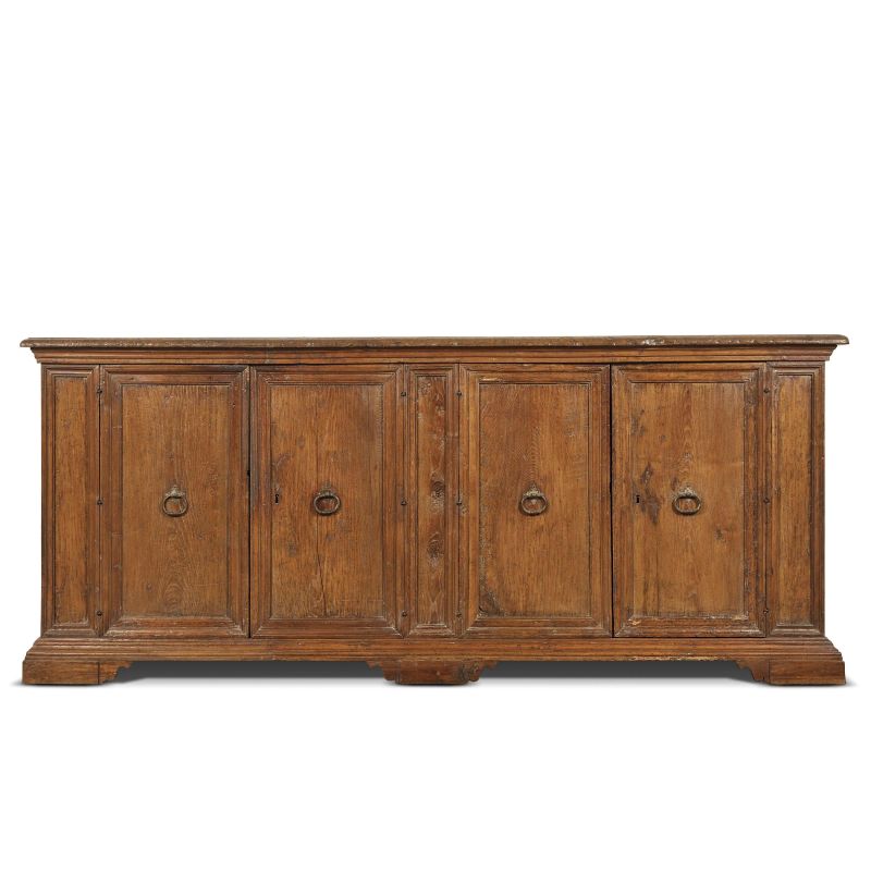 A LARGE TUSCAN SIDEBOARD, 17TH CENTURY  - Auction furniture and works of art - Pandolfini Casa d'Aste