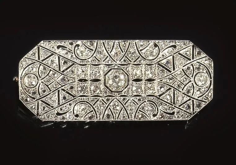SPILLA IN ORO BIANCO 14 K E DIAMANTI  - Auction Fine Jewels and Watches - Pandolfini Casa d'Aste