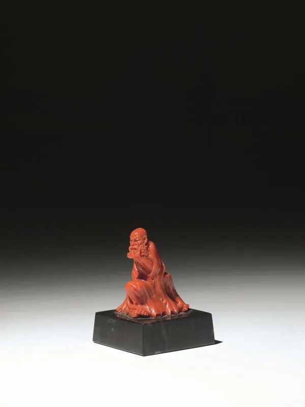 Lohan, Cina sec. XX, in corallo rosso, alt, cm 6  - Auction Asian Art - Pandolfini Casa d'Aste