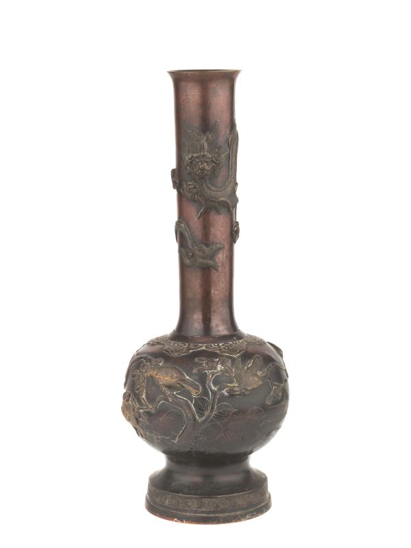 A BRONZE VASE, JAPAN, 20TH CENTURY  - Auction TIMED AUCTION | Asian Art -&#19996;&#26041;&#33402;&#26415; - Pandolfini Casa d'Aste