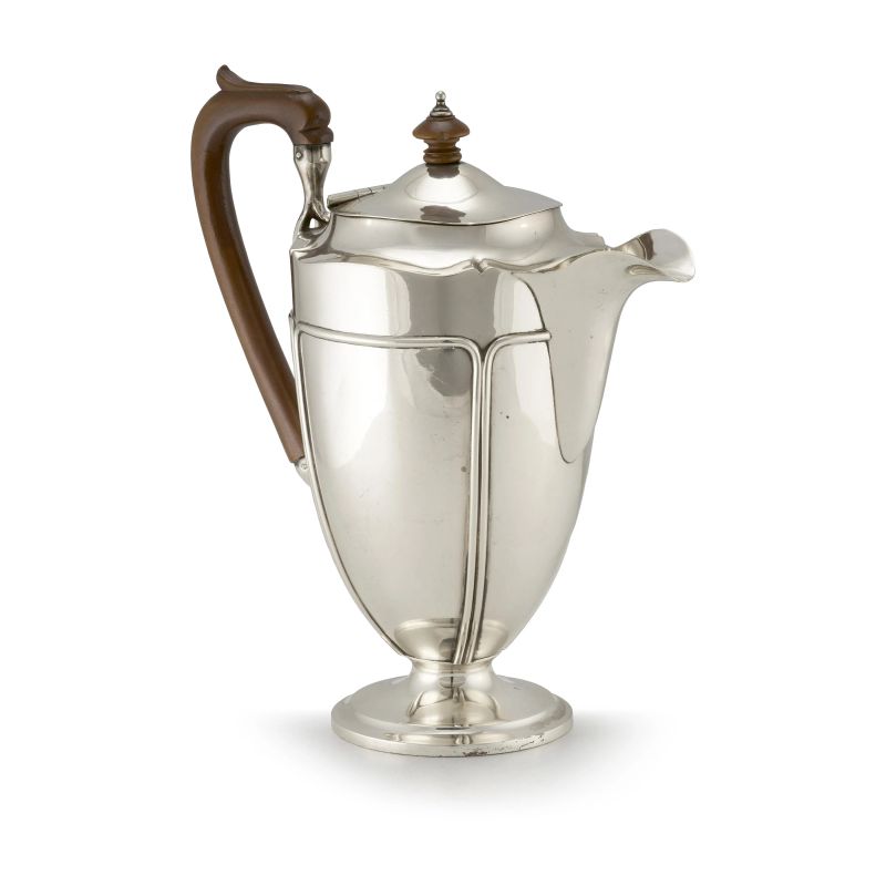 A STERLING SILVER EWER, BIRMINGHAM, 1916, MARKS OF MAPPIN & WEBB LTD  - Auction Italian and european silvers - Pandolfini Casa d'Aste