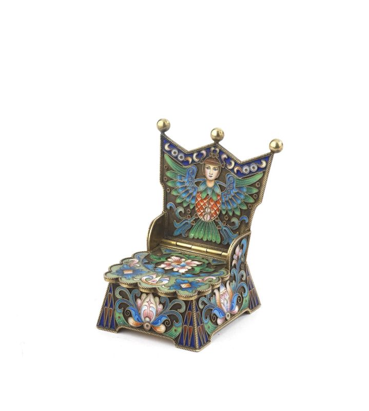 A SILVER, GILDED SILVER AND ENAMEL THRONE SALTCELLAR, SAN PIETROBURGO, BEGINNING, 20 CENTURY, ASSAYER ANDREY ANTONOVICH KOVALSKY  - Auction ITALIAN AND EUROPEAN SILVER - Pandolfini Casa d'Aste