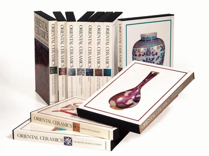 Undici volumi, Oriental Ceramics, The worlds Great Collection, Kodasana&nbsp;&nbsp;&nbsp;  - Auction Asian Art - Pandolfini Casa d'Aste