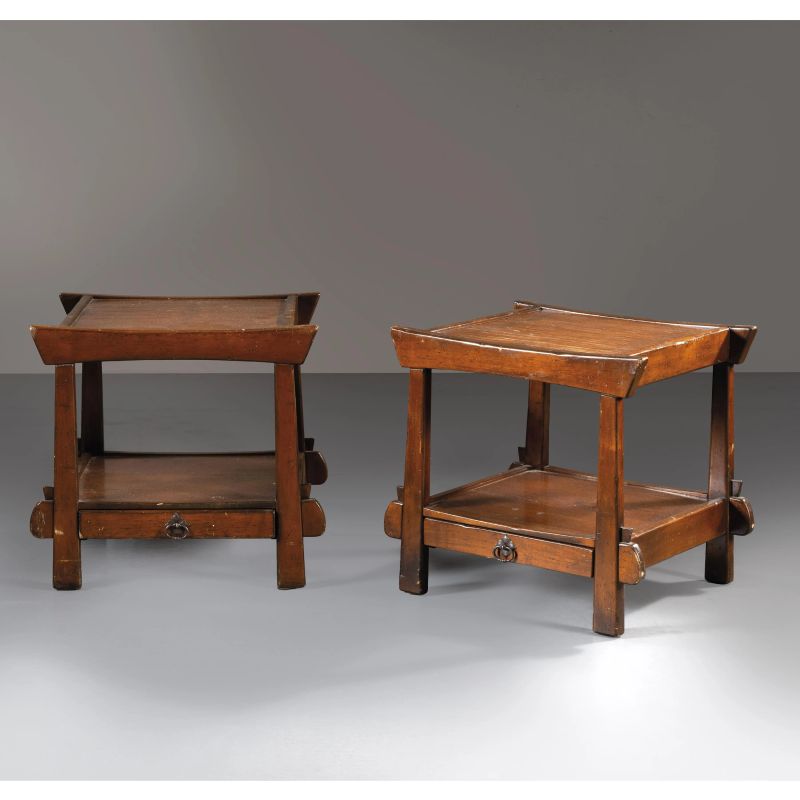 



A COUPLE OF WOODEN BEDSIDE TABLES, METAL DETAILS  - Auction DESIGN AND DECORATIVE ARTS - Pandolfini Casa d'Aste
