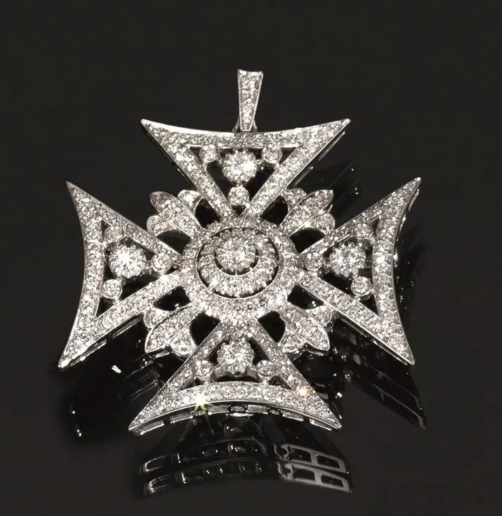 Pendente spilla in oro bianco e diamanti,  - Auction Important Jewels and Watches - I - Pandolfini Casa d'Aste