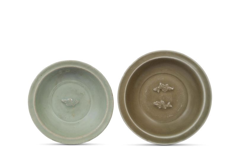 TWO PLATES, CHINA, SONG DYNASTY, 12TH-13TH CENTURIES  - Auction TIMED AUCTION | Asian Art -&#19996;&#26041;&#33402;&#26415; - Pandolfini Casa d'Aste