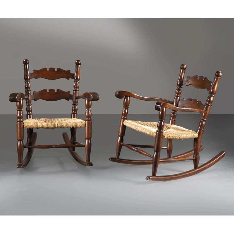 



COPPIA DI POLTRONE A DONDOLO   - Asta DESIGN E ARTI DECORATIVE DEL '900 - Pandolfini Casa d'Aste