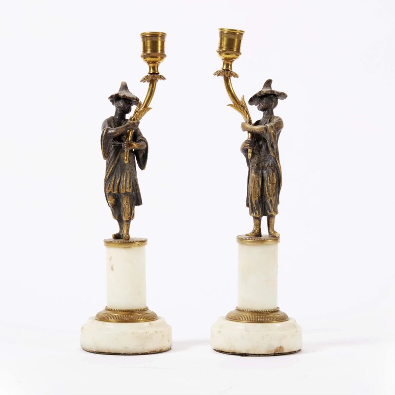 A PAIR OF FRENCH CANDLESTICKS, 19TH CENTURY  - Auction ONLINE AUCTION | ARREDARE CON STILE. MOBILI E OGGETTI D'ARTE - Pandolfini Casa d'Aste