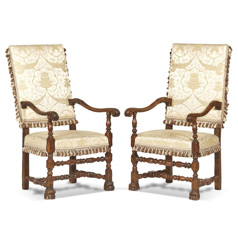 A PAIR OF LOMBARD ARMCHAIRS, LATE 17TH CENTURY  - Auction FURNITURE, MAJOLICA AND WORKS OF ART - Pandolfini Casa d'Aste