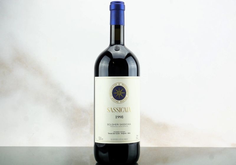 Sassicaia Tenuta San Guido 1998  - Auction LA RAFFINATEZZA DELLA COMPLESSITA' - Fine and Rare Wine - Pandolfini Casa d'Aste