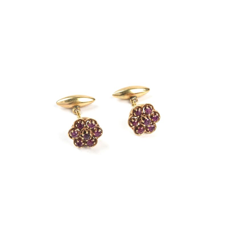 



RUBY FLOWER-SHAPED CUFFLINKS IN 9KT GOLD  - Auction JEWELS - Pandolfini Casa d'Aste