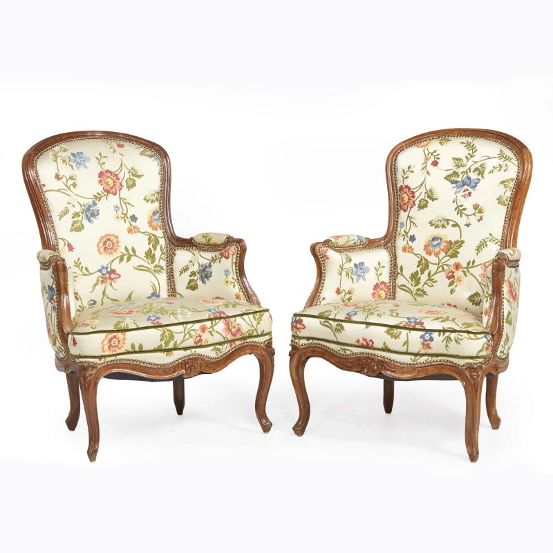 A PAIR OF FRENCH ARMCHAIRS, HALF 18TH CENTURY  - Auction ONLINE AUCTION | ARREDARE CON STILE. MOBILI E OGGETTI D'ARTE - Pandolfini Casa d'Aste