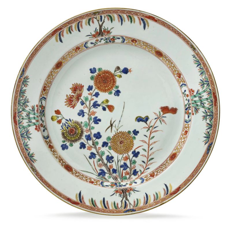 



A FAMILLE VERTE PORCELAIN PLATE, CHINA, QING DYNASTY, SEC. XVIII  - Auction Asian Art | 东方艺术 - Pandolfini Casa d'Aste