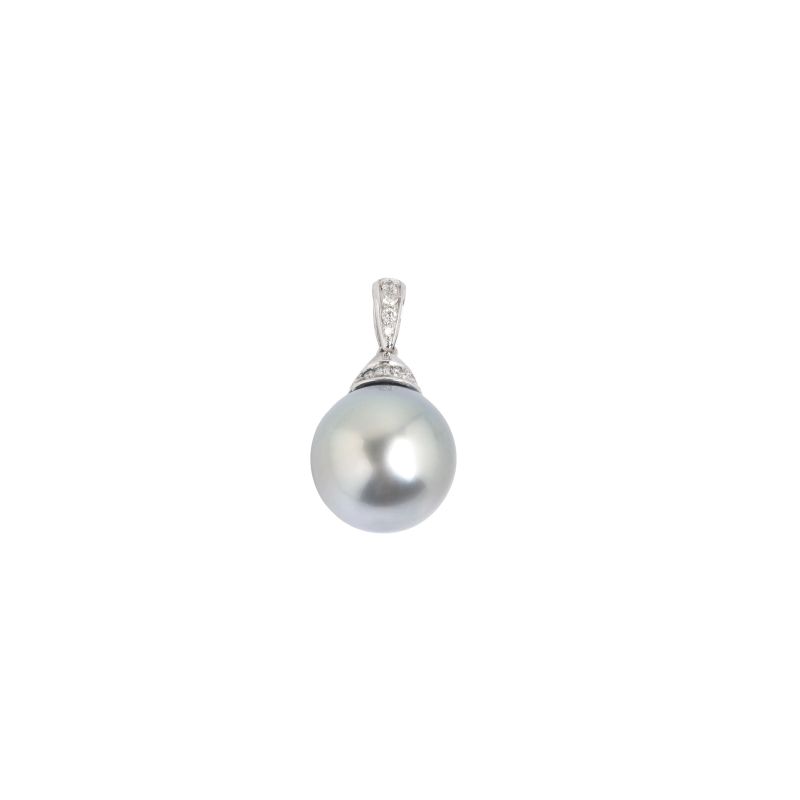 TAHITI PEARL CHARM IN 18KT WHITE GOLD  - Auction ARCADE |  JEWELS - Pandolfini Casa d'Aste