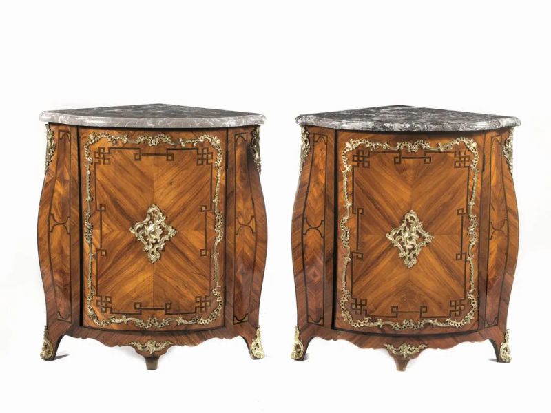 COPPIA DI ANGOLIERE, FRANCIA, SECOLO XVIII  - Auction International Decoration |  furniture and works of art - Pandolfini Casa d'Aste